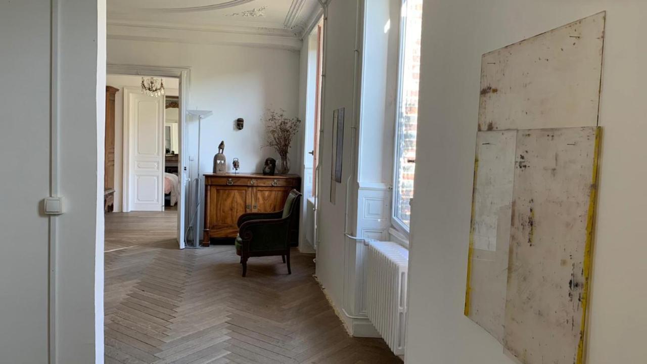 Grand Corps De Ferme à La Rue Messire Etienne 89113 Neuilly Valravillon Séjour à la ferme *